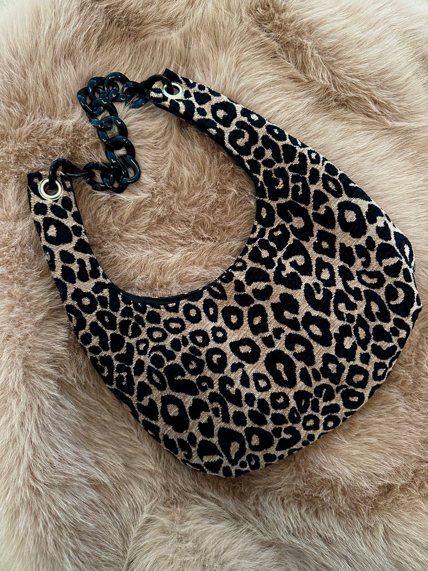 Half moon bag-leopard brown