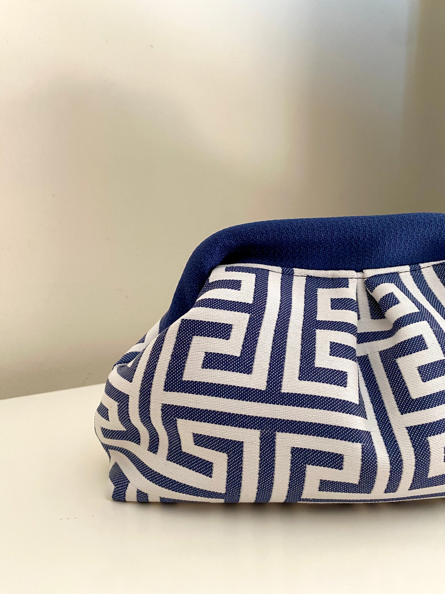 Meandros clutch bag-small