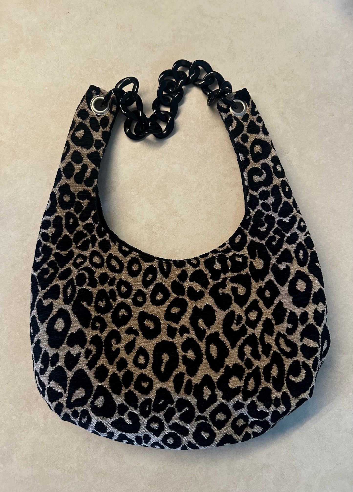 Half moon bag-leopard brown