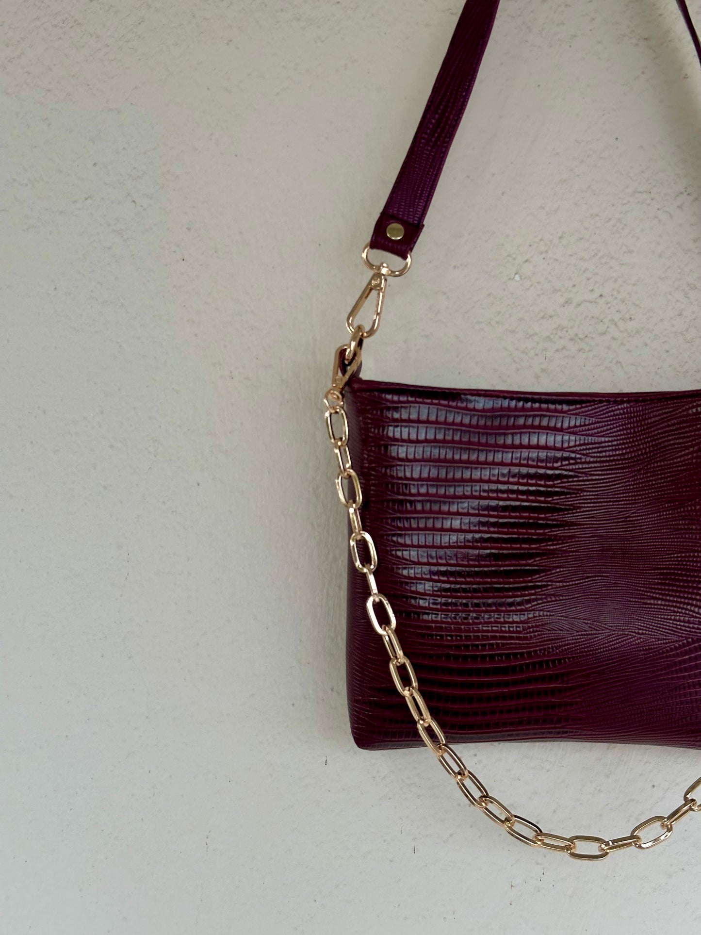 Mini shoulder bag-burgundy