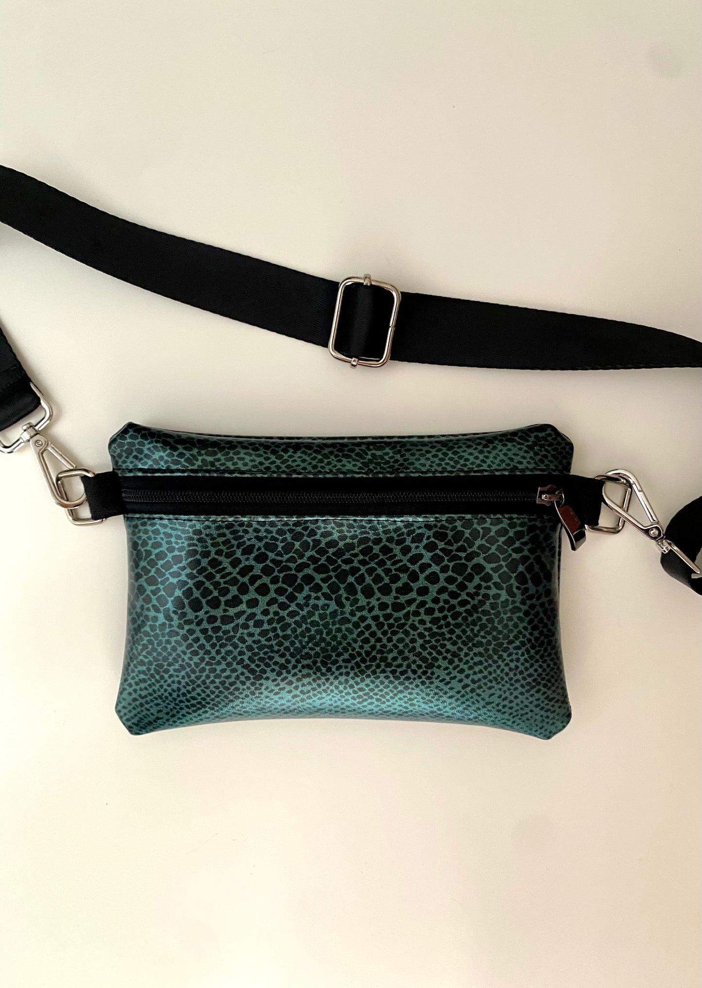 Chameleon belt-bag
