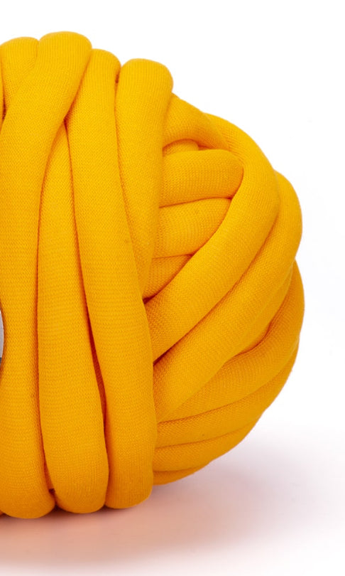 Khaleesi marshmallow bag with pearls