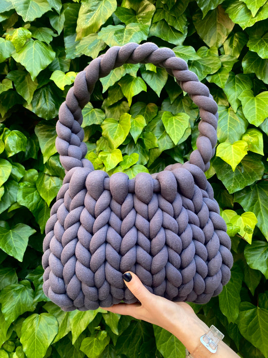 Dark grey marshmallow-medium